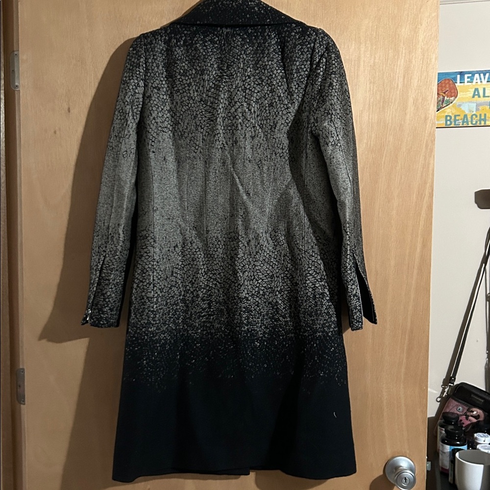 Diane Von Furstenberg Elegant Black and Gray Women's Coat - Picture 7 of 11